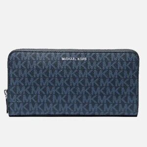 New Michael Kors Cooper Logo Zip-Around Wallet Admiral / Pale Blue